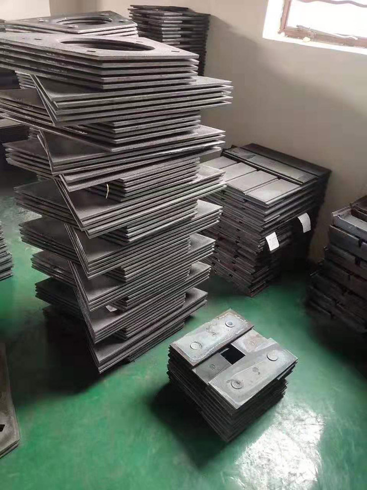 ����C���