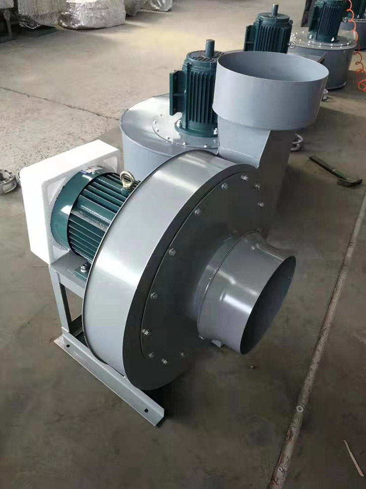 ����C���