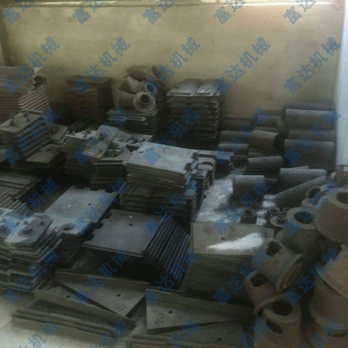 ����C���