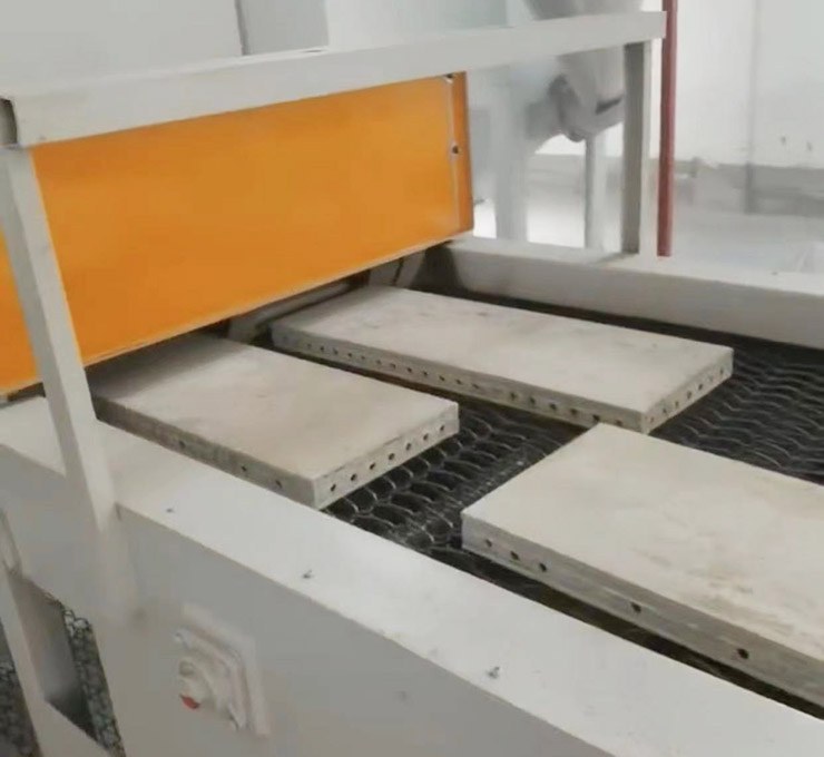 �Xģ�咁��C(j��)